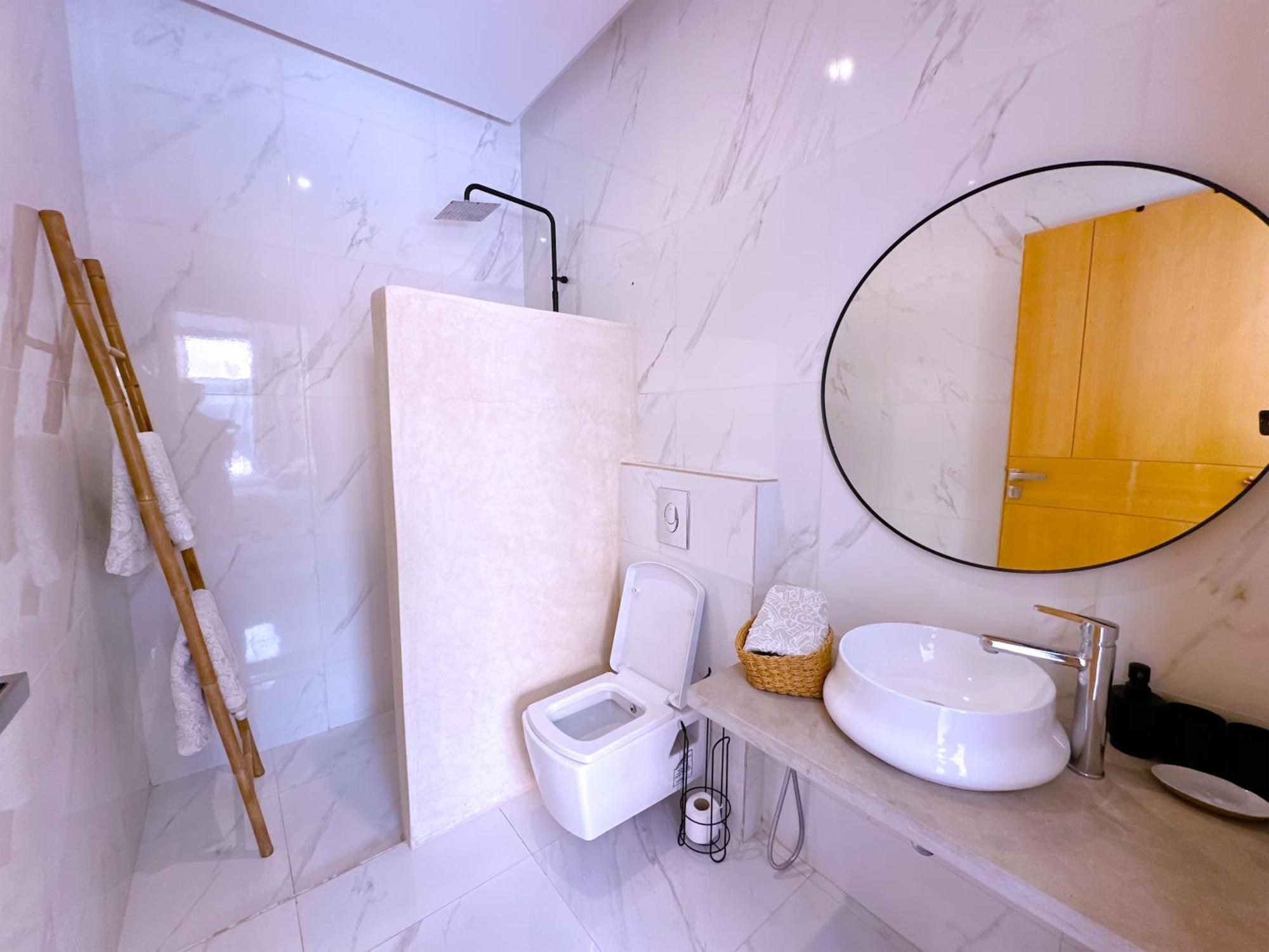 Villa Elyssa! Modern Comfort & Pool & Hammam *