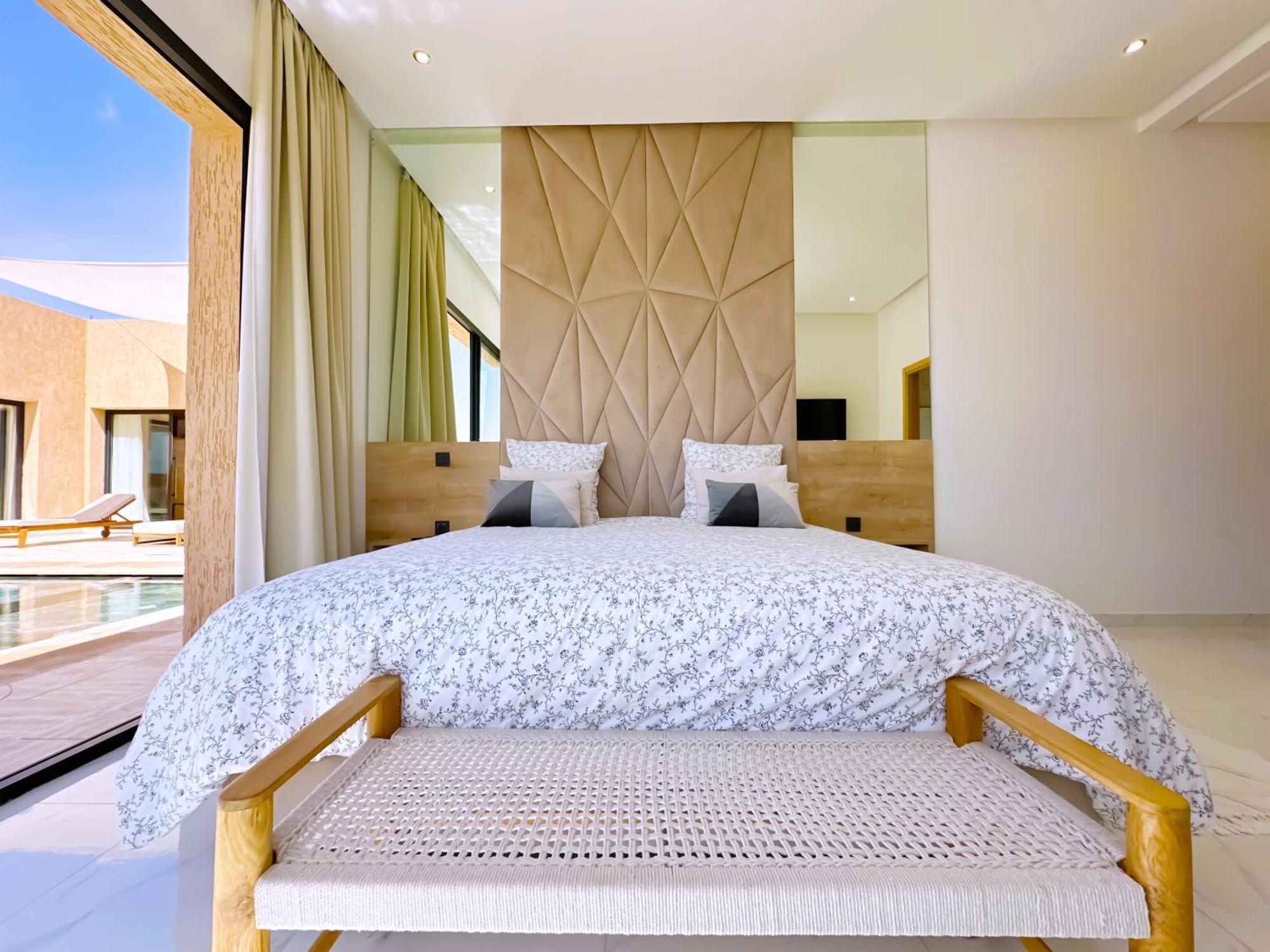 Elyssa! Modern Comfort & Pool & Hammam Villa *