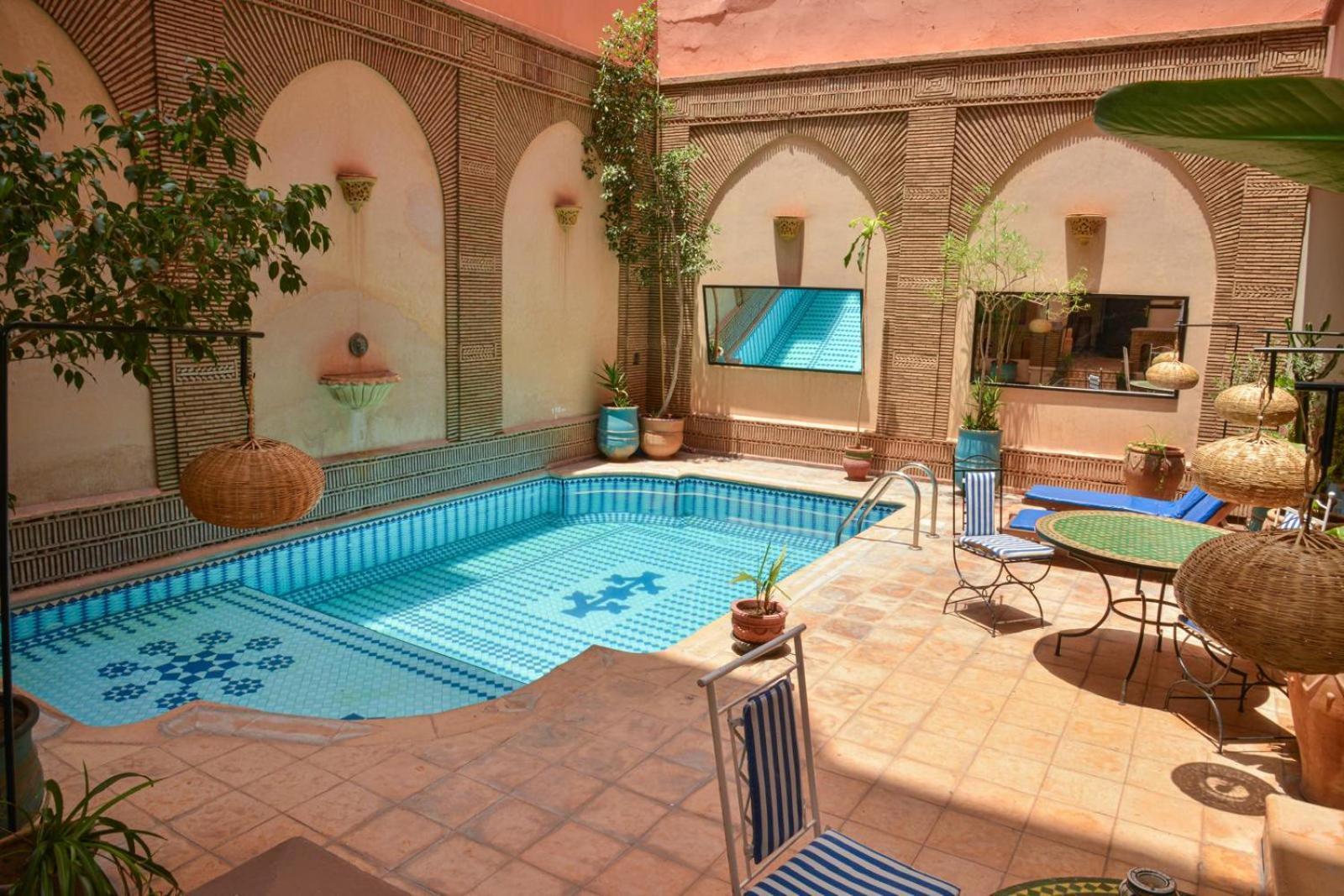 Amani Suites&spa Hotel