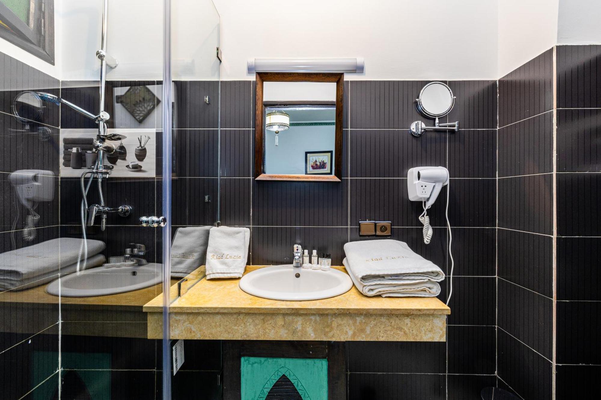 Luzia Couette-café 4*