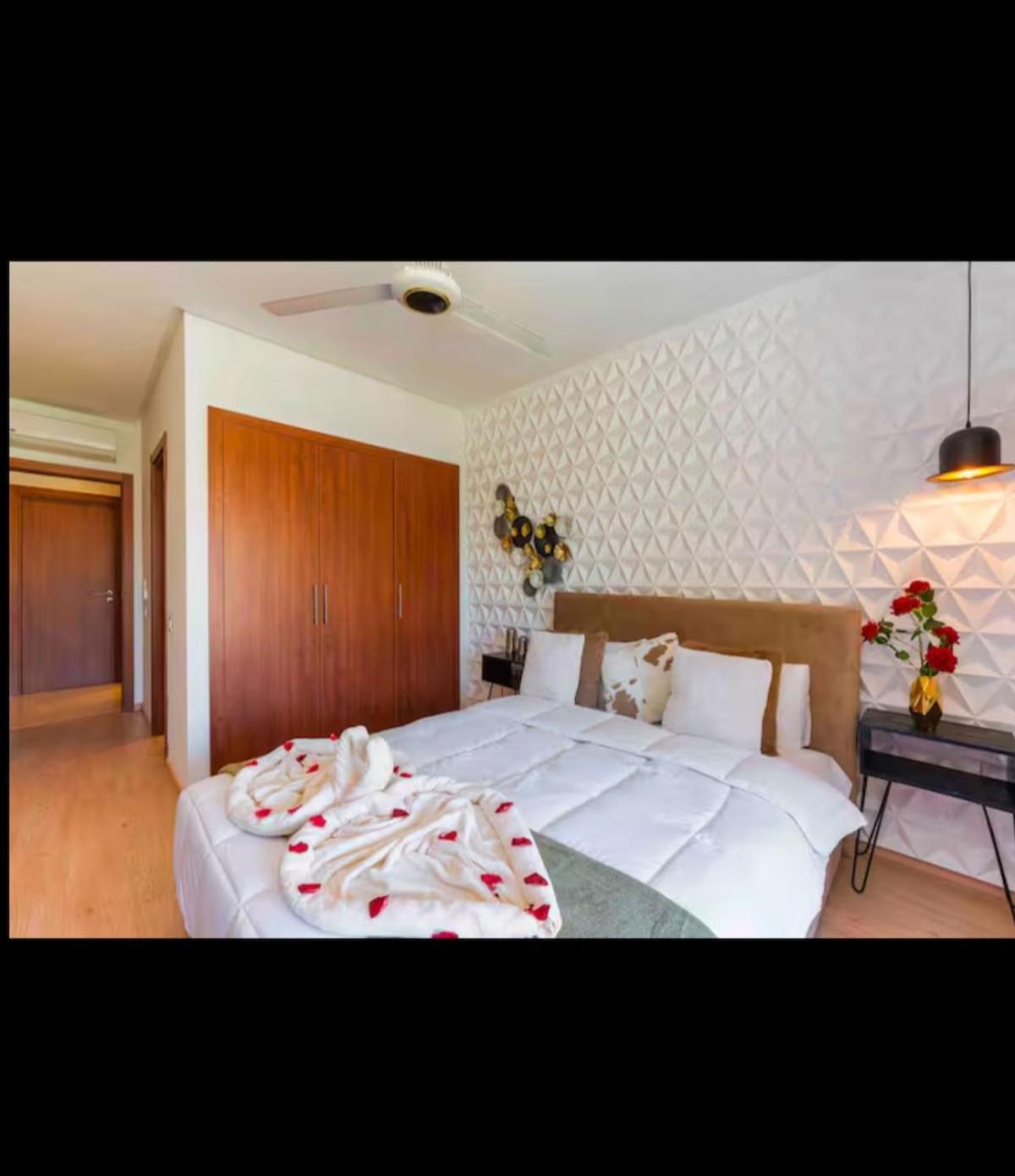 Appartamento Luxury Waterfront With Private Garden