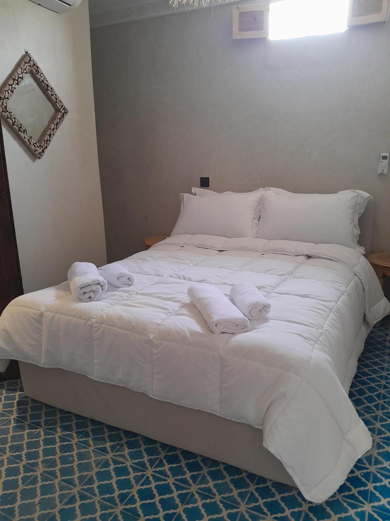 Bed & Breakfast Riad Akkioui