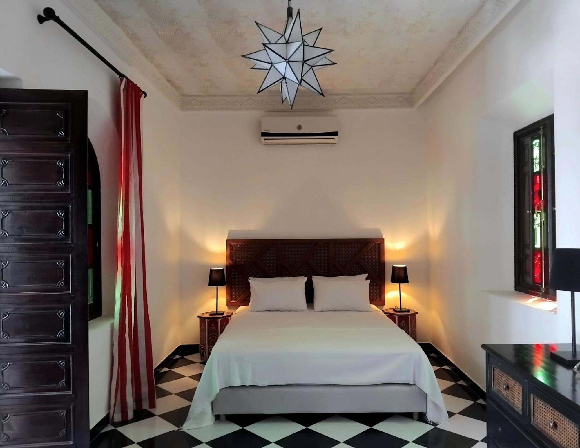 Bed and breakfast Yakimour