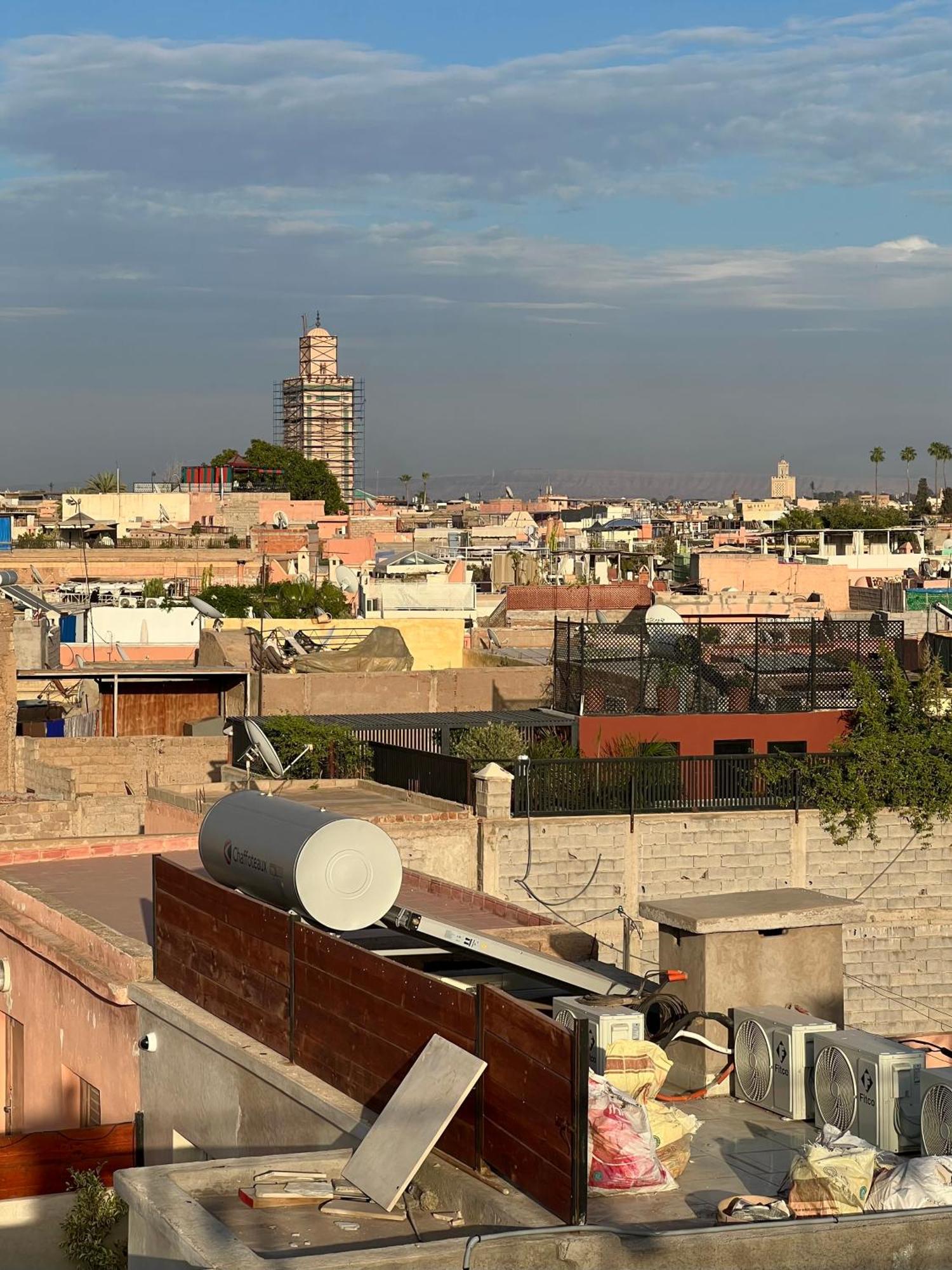 With Rooftop Access Appartement Marrakesh