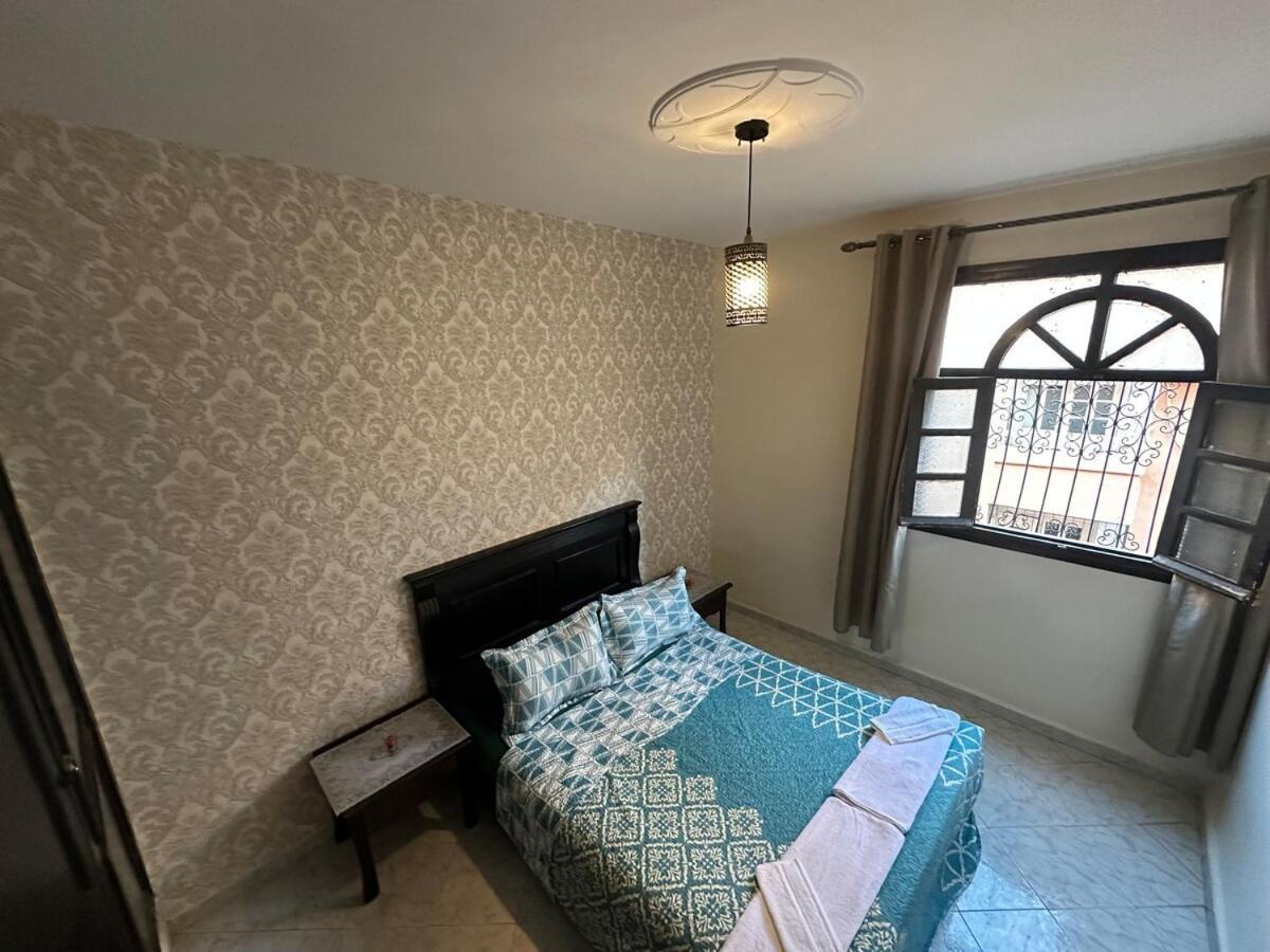 Lovely 2 Bedroom *