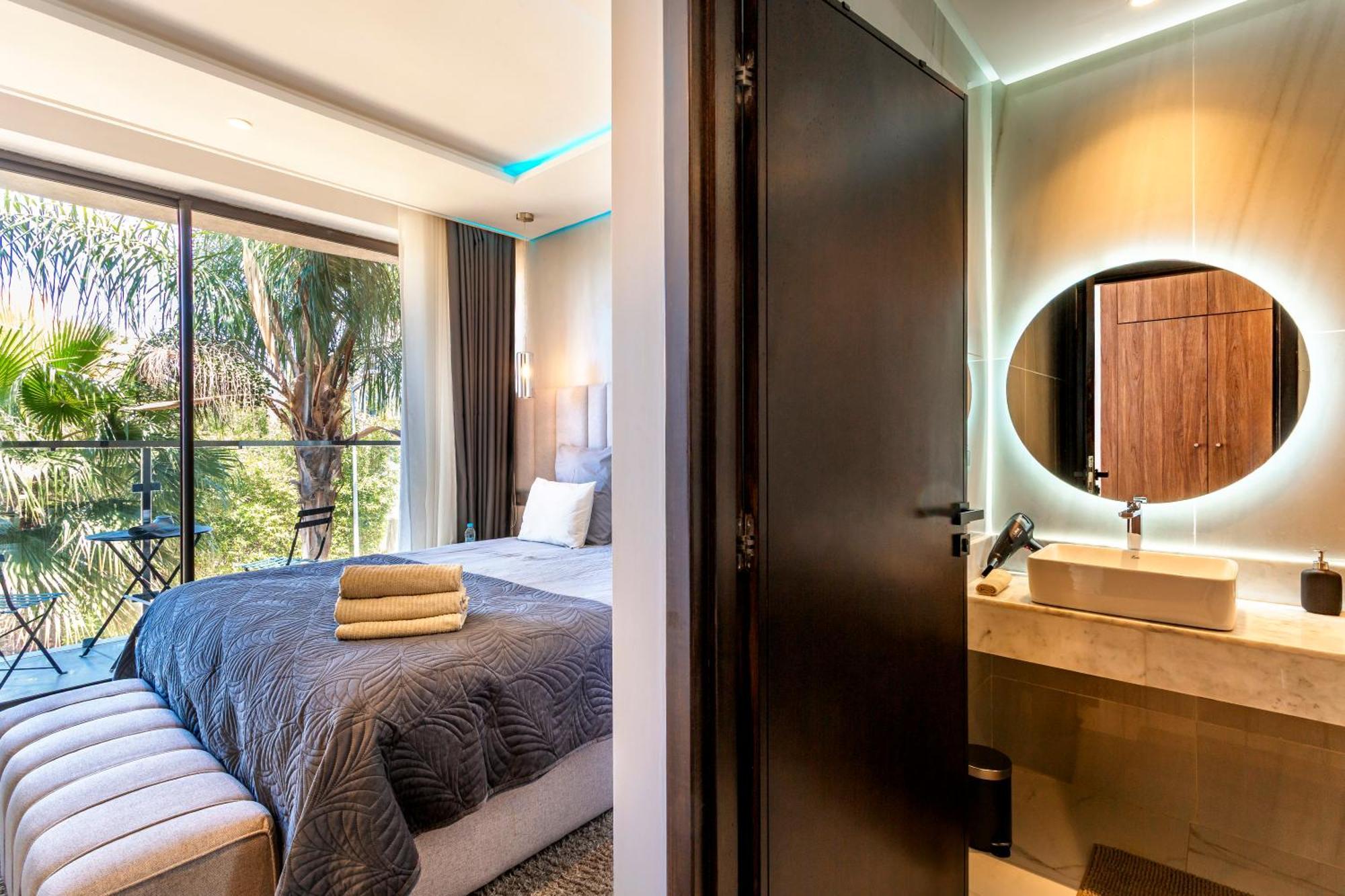 Argana Moderne Et Luxueuse Piscine Chauffee Villa