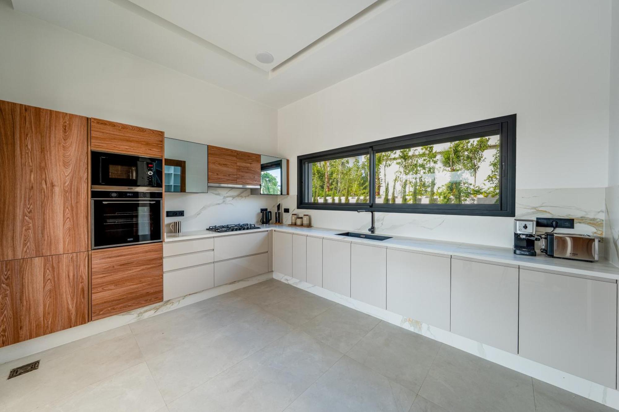 Holiday home Bahia Luxury-pool Breakfast & Golf Access *