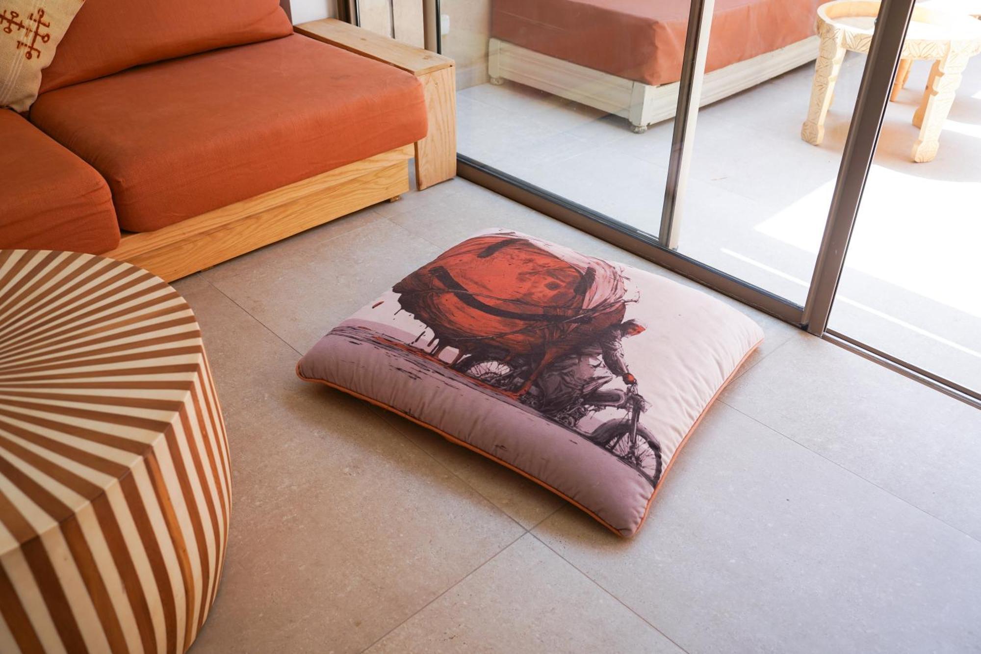 Apartment Rentsuite Arji