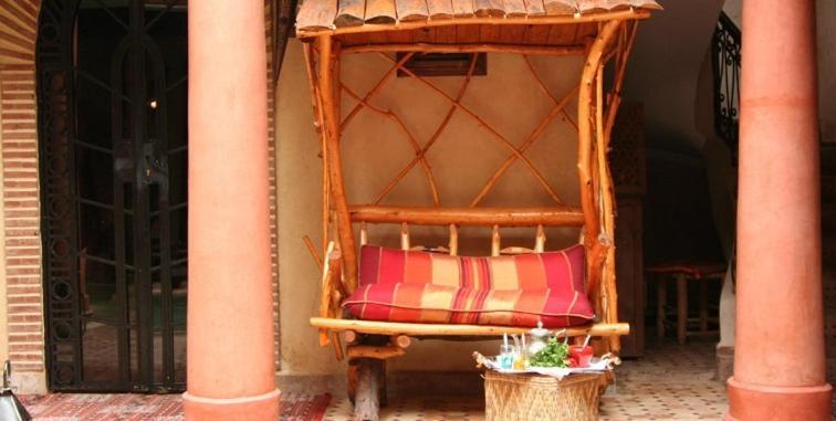 Riad Nathalie