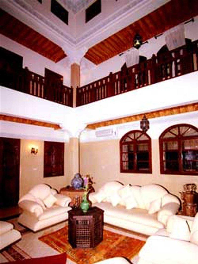 The House Marrakech Medina Hostel *