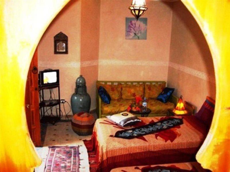 Riad Dubai 3*