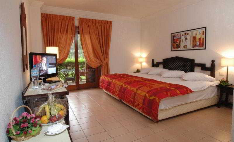 Station touristique Royal Decameron Issil 4*