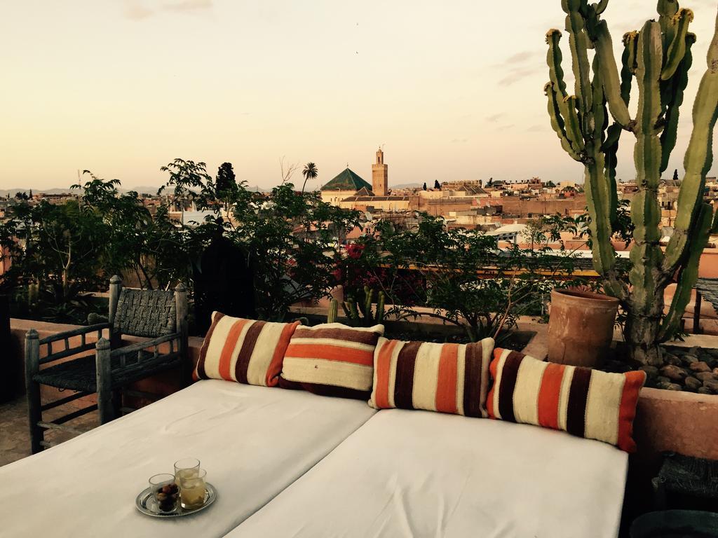 Riad 144