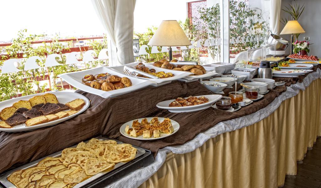 La Renaissance & (adults Only) 4*