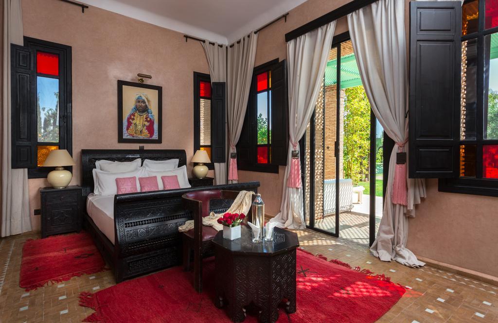 Riad Jawad & 4*