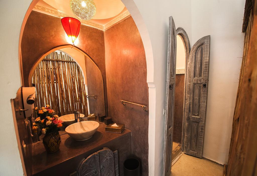 De Vinci & Riad