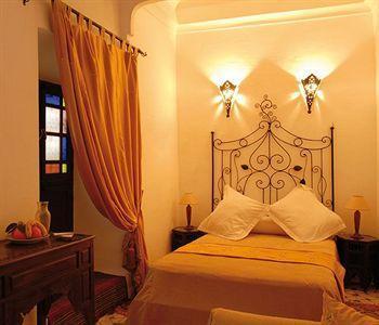 Al Jana Riad 3*