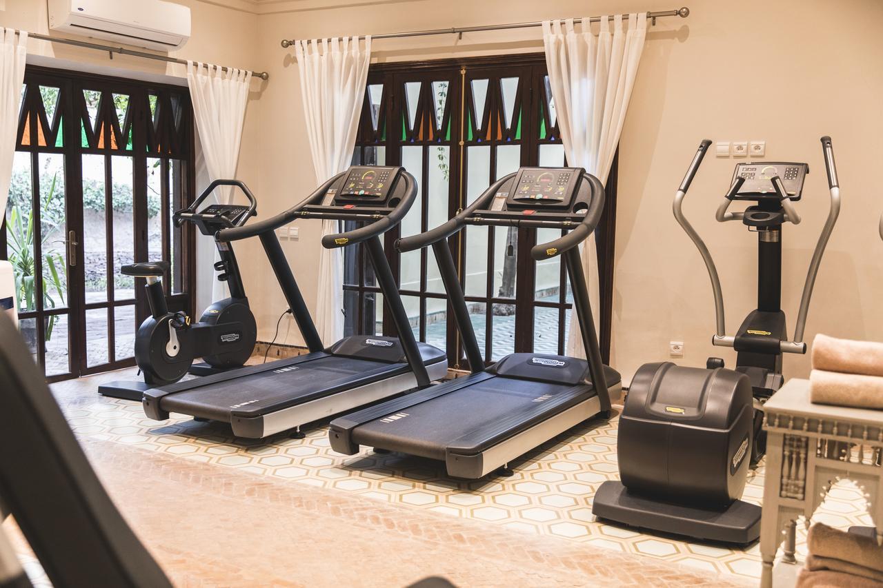 Les Deux Tours Hotel 5*