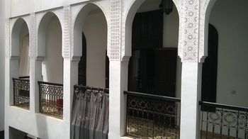 Khabia & 3*
