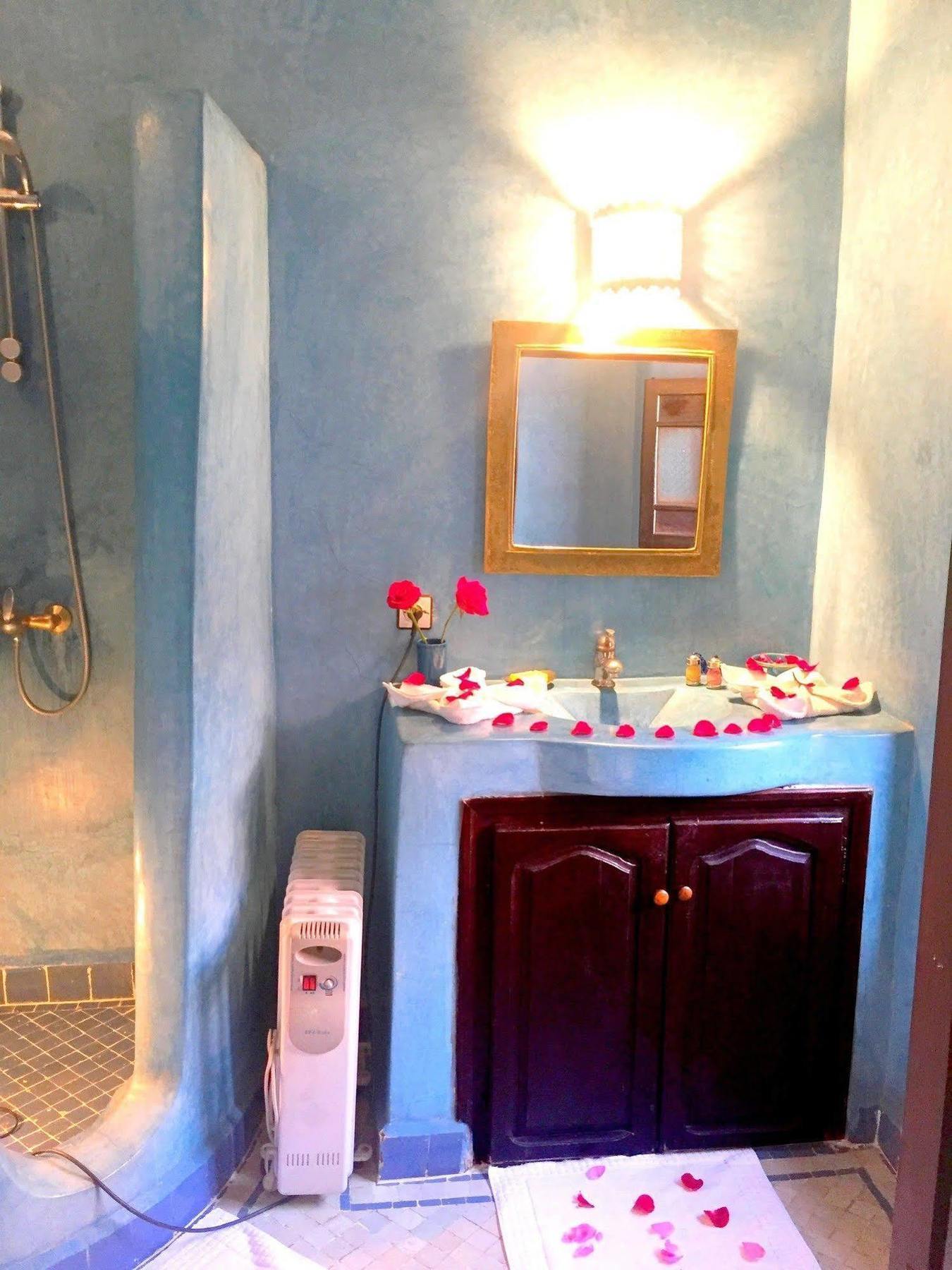 Al Jana Riad