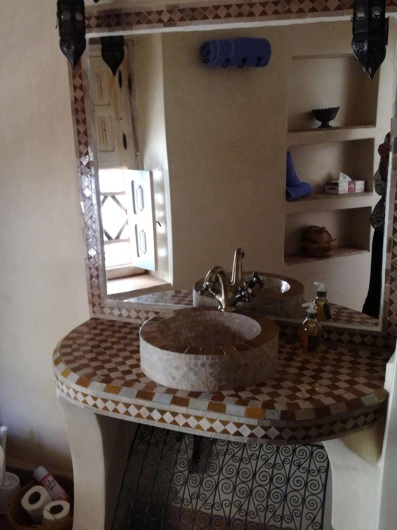 Des Epices Riad 3*