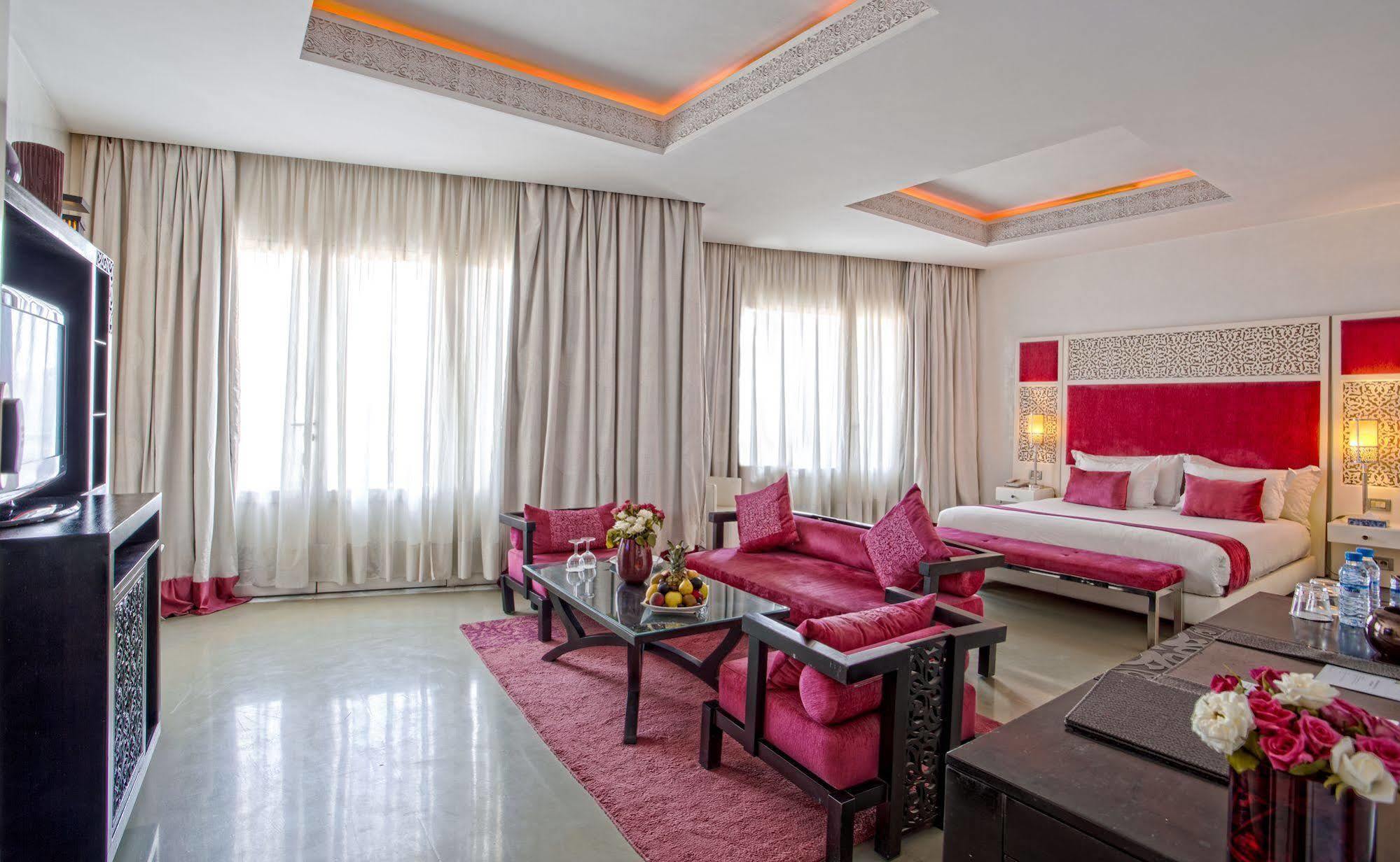 Hotel La Renaissance & (adults Only)