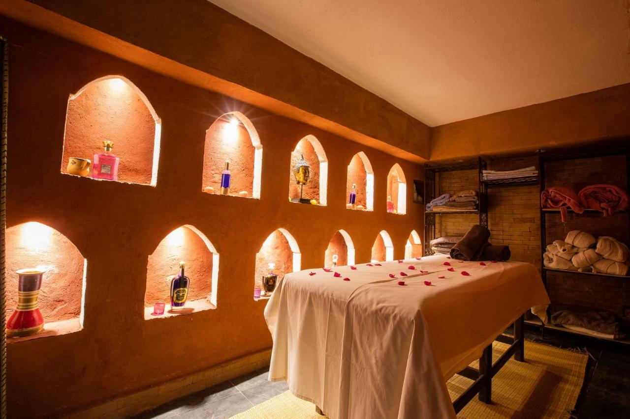 Riad Ayadina &