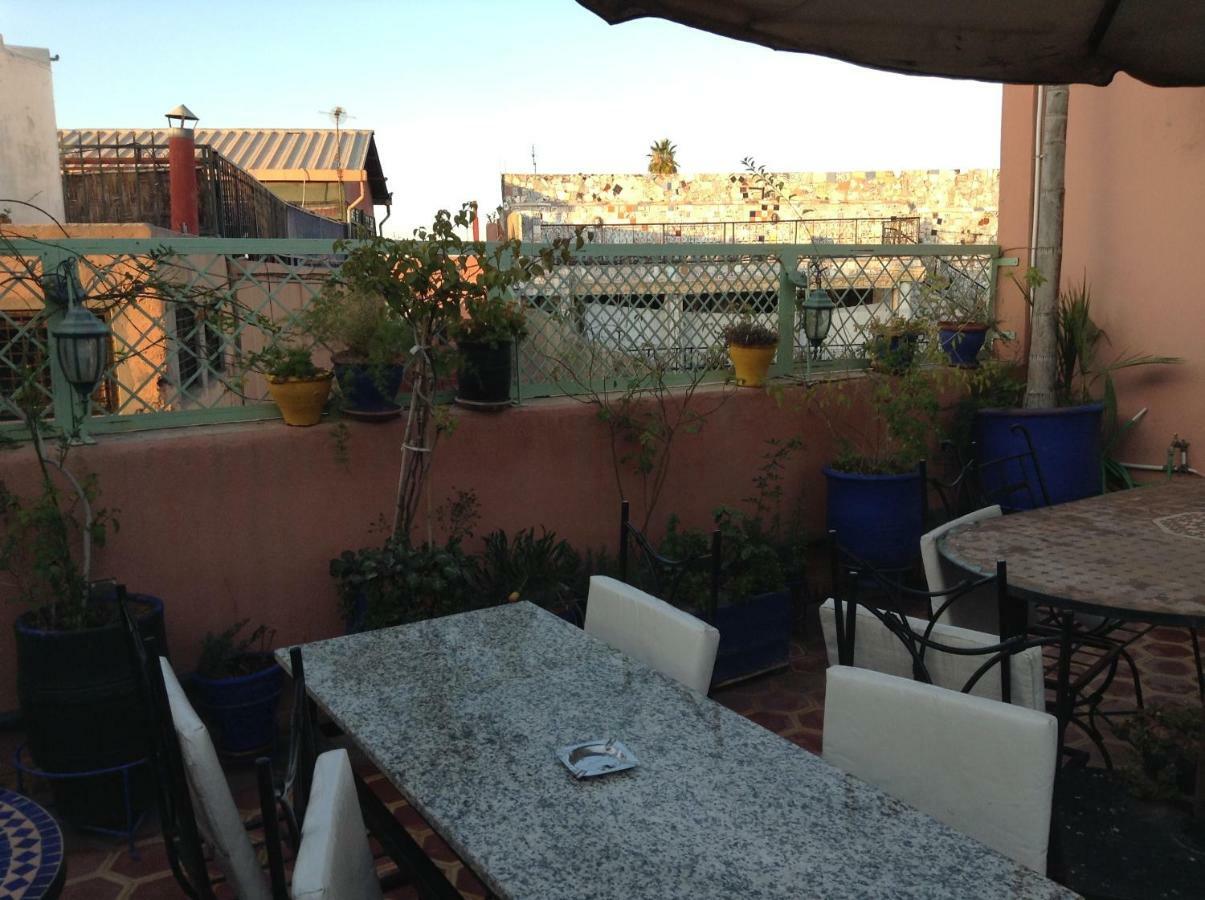 Faouzi Hotel