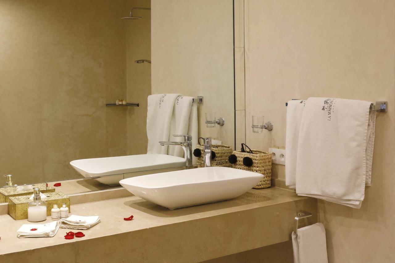 La Maison Blanche Bed and breakfast 4*