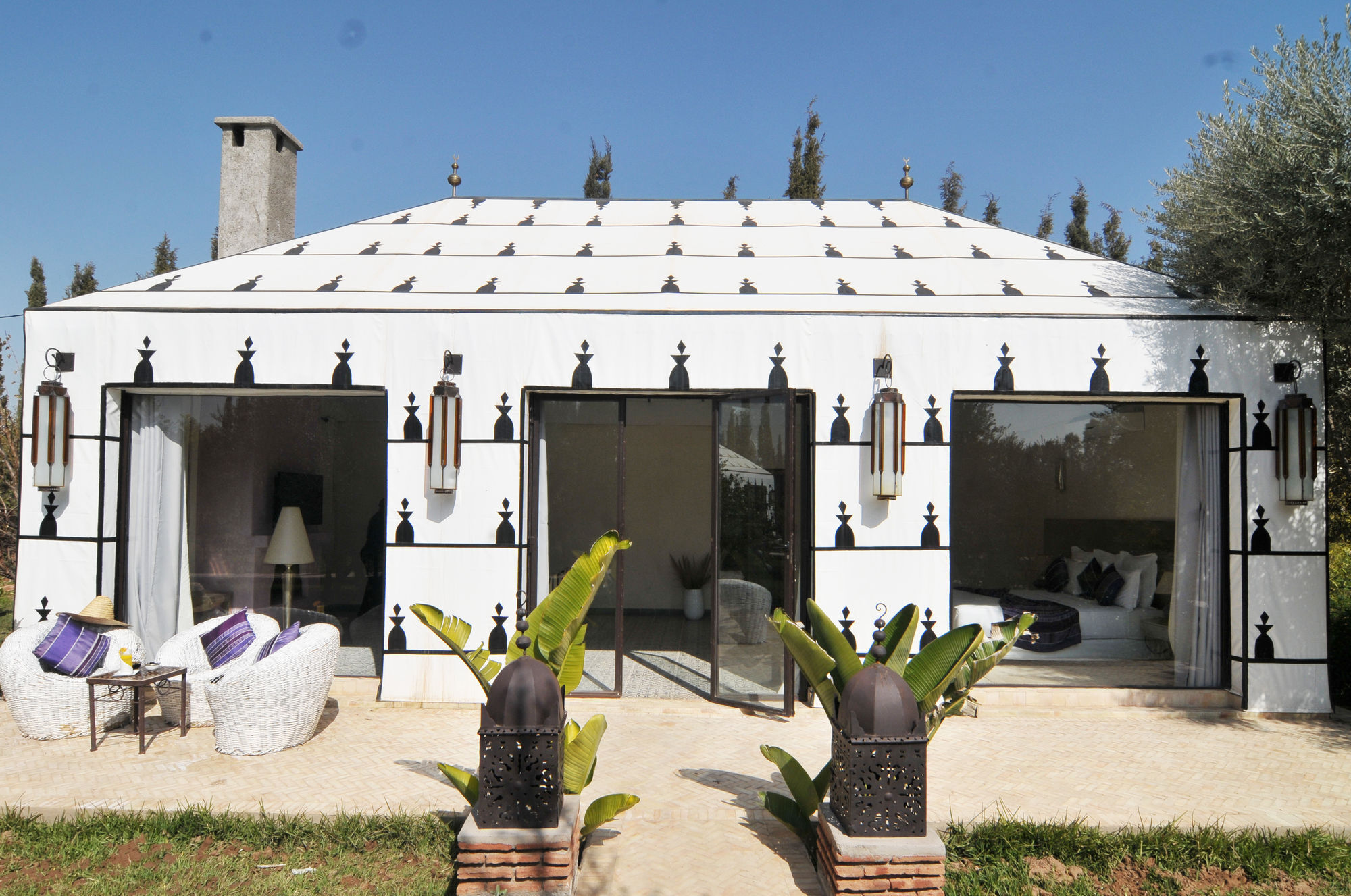 Riad Jawad &