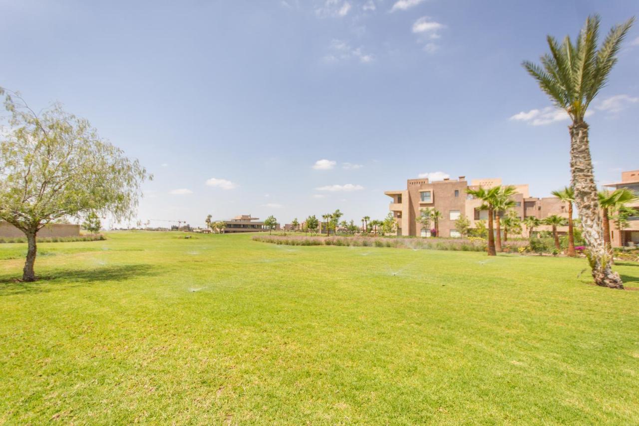 Apartment Lumineux Et Vue Degagee Sur Piscine A Prestigia *