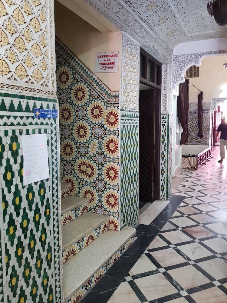 Ali Hotel