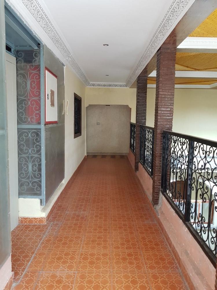 Hotel Ali 2*