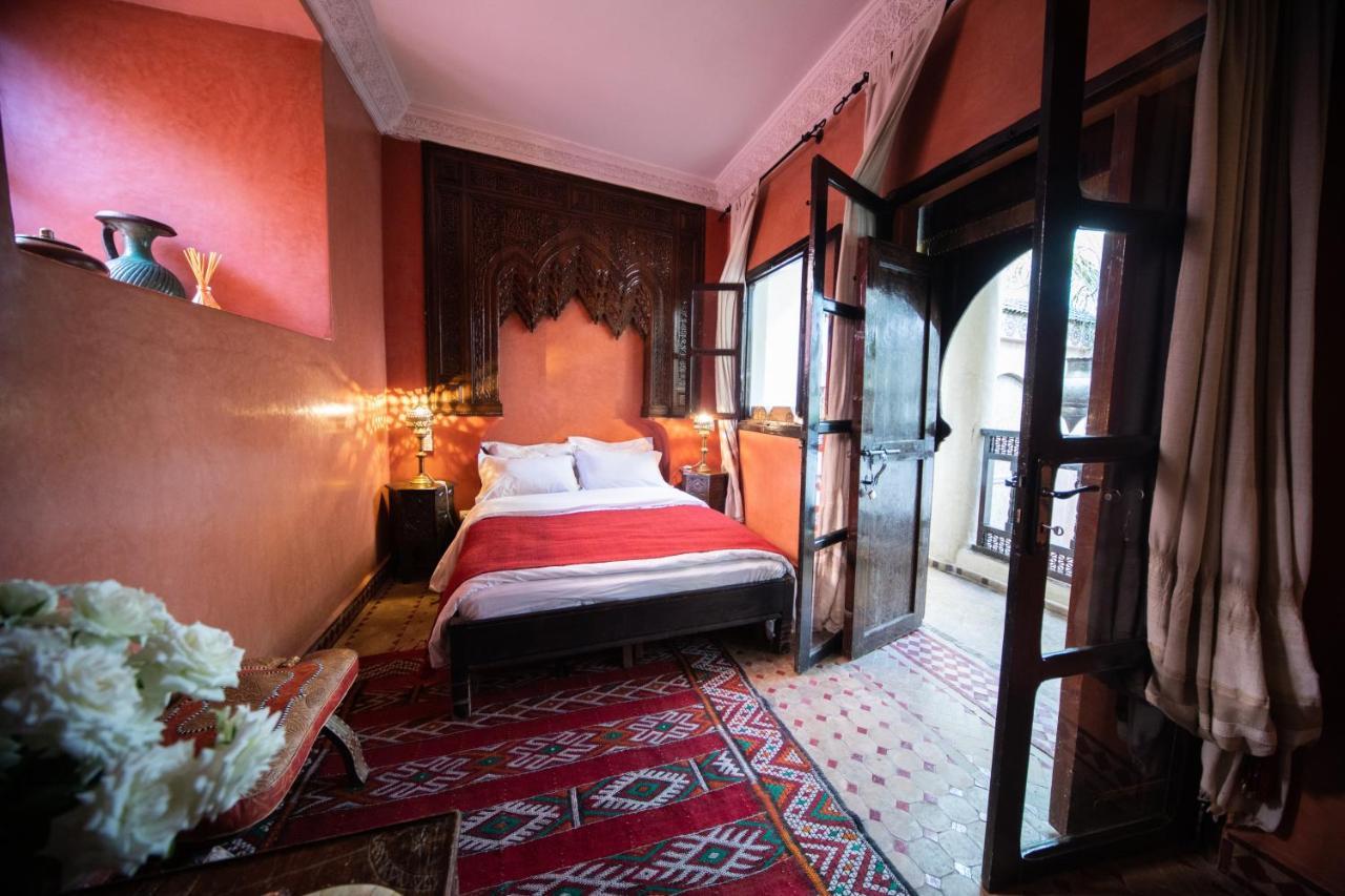 Riad Akush 2*