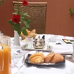 Rooms Palace