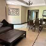 Appartement En Rez De Jardin Avec Piscine