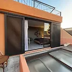 Riad N105 Exclusive