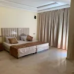 Villa Avec Pool Prive Avenue Mohamed 6 Zone Touristique Agdal