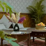 Riad Darino