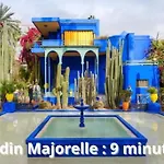 Rita : Vue, Piscine ,Confort !