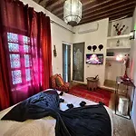 Riad103 piscine Rooftop, jacuzzi&hammam SPA