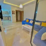 Appartement Avec Piscine En Face A La Gare Gueliz
