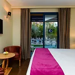 Wazo Hotel
