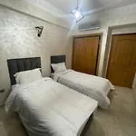 Appartement De Luxe Avec Piscine Hivernage