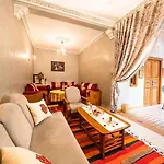 Riad Kiyanjana