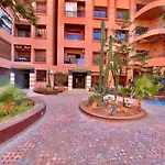 Deluxe Apartment At The Prestigious L\'Hivernage.