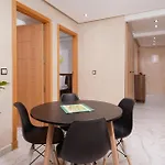 Bright Flat In Heart Of Center