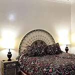 Maison H