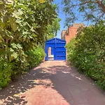 Le Bleu House