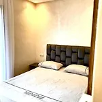 Stylish Apartment In Marrakech E25